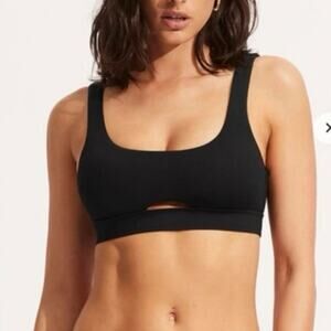 Seafolly NWT Black Tank Bralette Style Cutout Button Accent Bikini Top US 6
